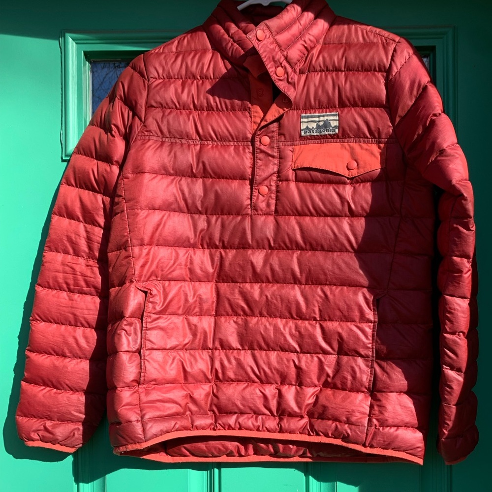 Patagonia down pullover